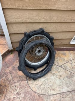 Paddle Tires