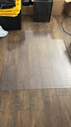 Heavy duty chair mat for carpet