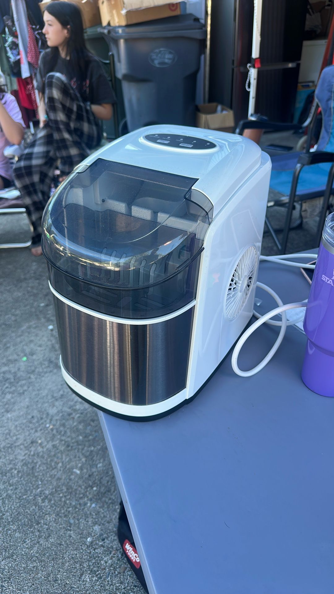 Antarctic Star Ice Maker