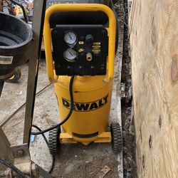 D Walt air compressor 15 Gal  Un-used And Used