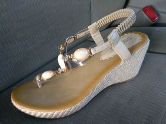 Wedge sandals