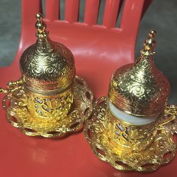 Tasas para el té nuevas color oro con blanco