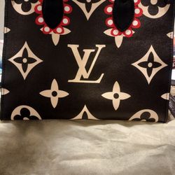 Black Printed Purse 