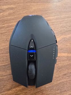 Corsair M65 Ultra Wireless Mouse With Extras