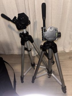 2 Camera Tripods + Carrying Bag