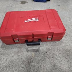 Milwaukee Box 