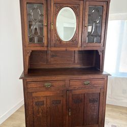 Antique Hutch / Cabinet / Sideboard / Buffet 