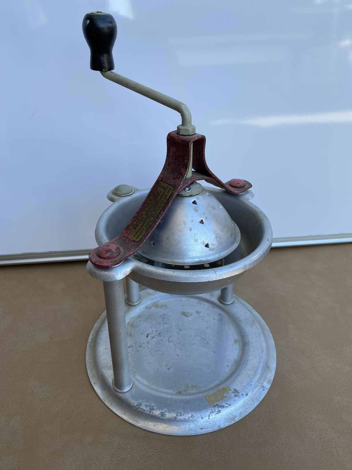 Juicer And Ritz Tin