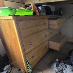 Dresser 6 Drawers
