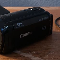 Canon Vixia HF r600 camcorder