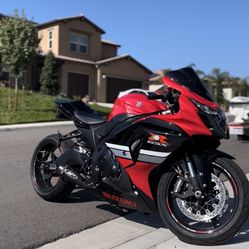 2016 GSX-R 1000