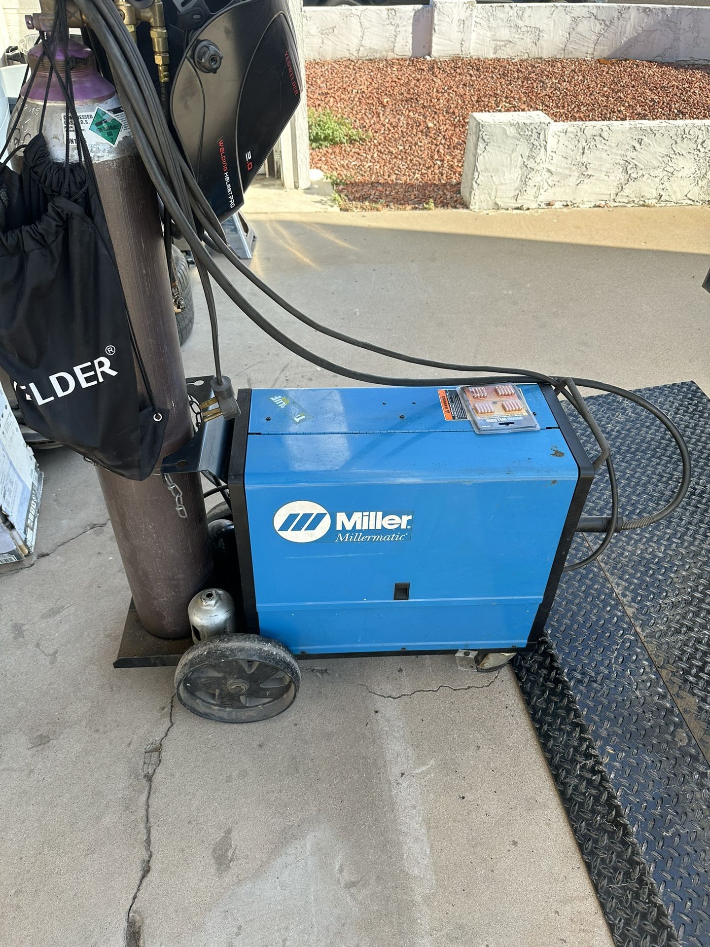 MILLER MILLERMATIC 185 MIG WELDER