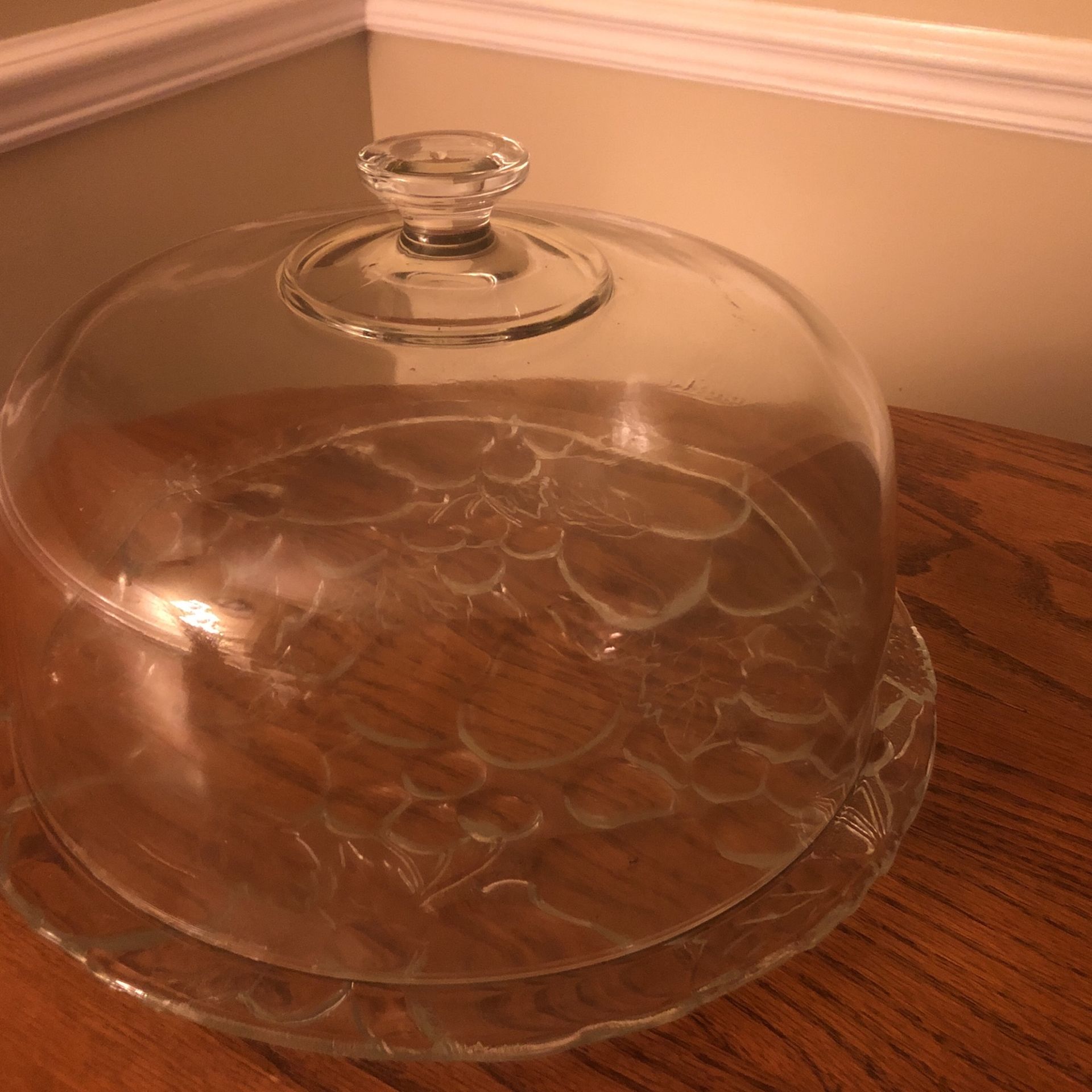 Cake Plate With Dome