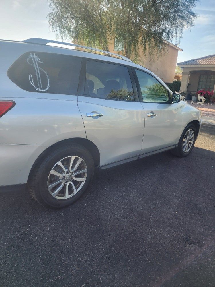 2015 Nissan Pathfinder