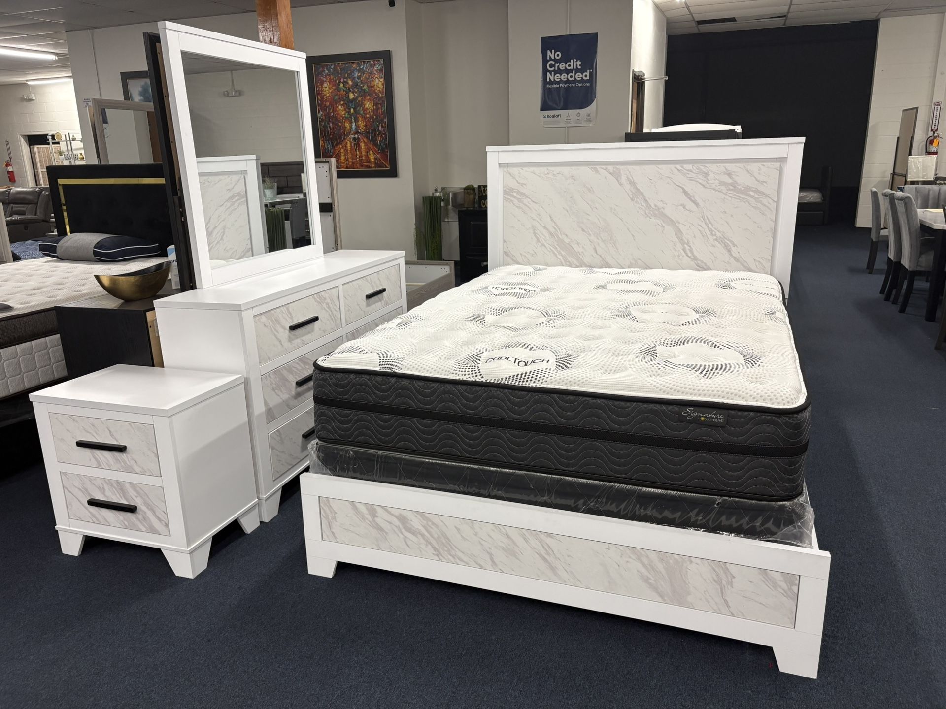 White Queen 4pc Bedroom Set 