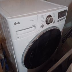 Lg he Washer And Dryer Set 