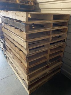 2 Way Recycled Pallets Wood 48x40