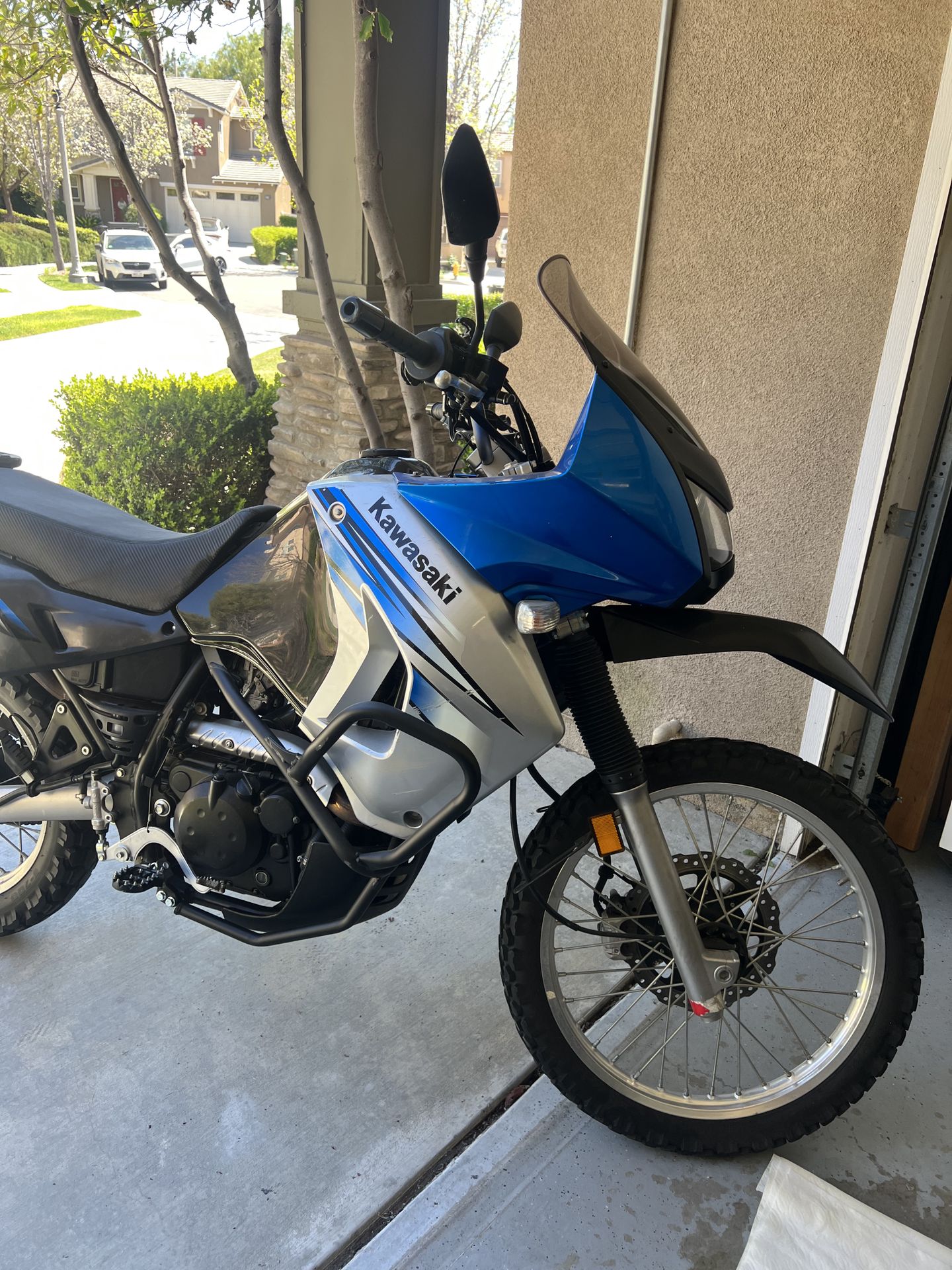 2011 Kawasaki kLR 650 $3000