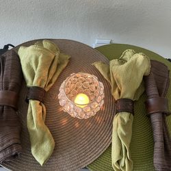 Decorative Dining Table Set/ Romantic!