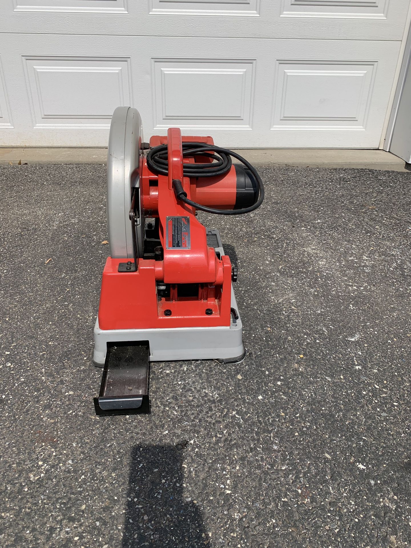Milwaukee 14" DryCut Machine Chop Saw (Model 619020) for Sale in