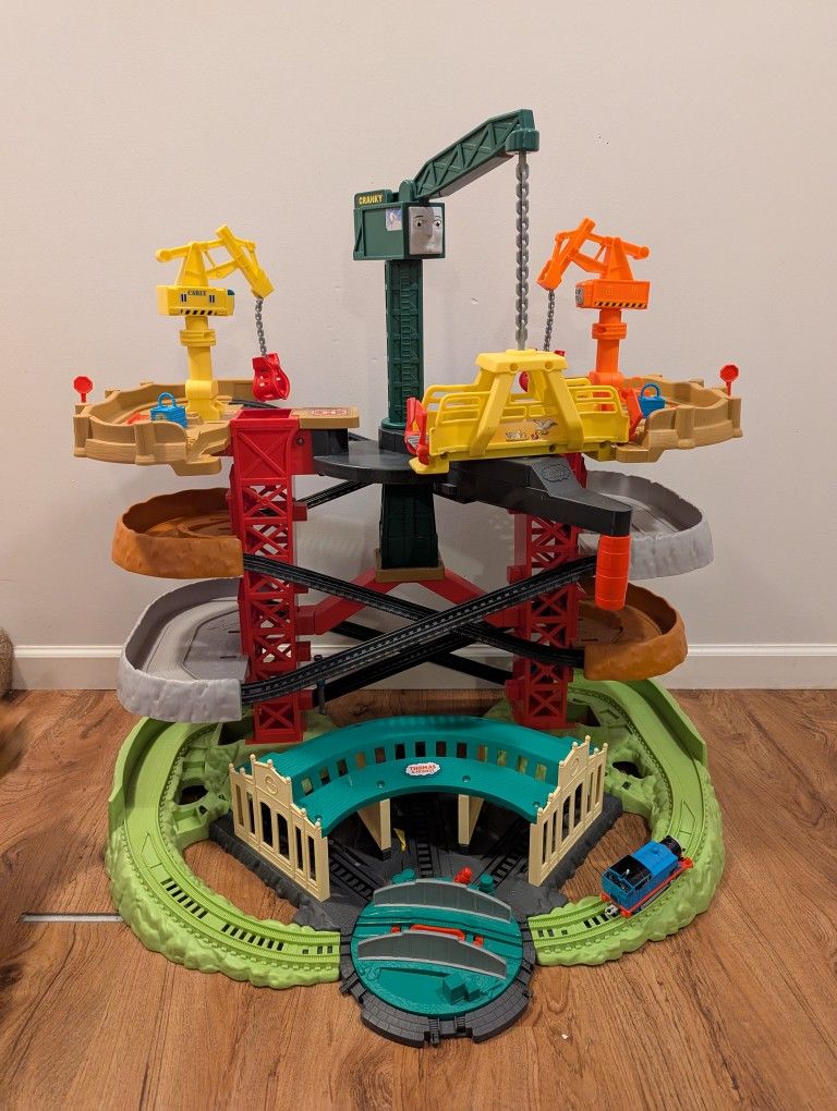 Multi-level Thomas & Friends Cranky Playset