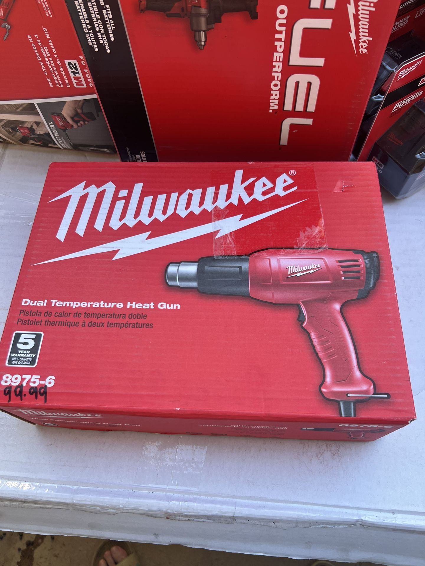 Milwaukee Dual Temperature Heat Gun 