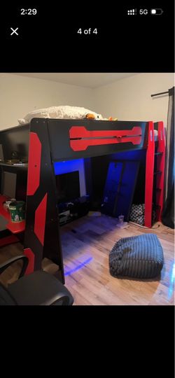 Loft bed gaming