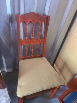 Individual Random Vintage Chairs 