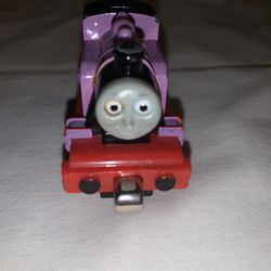 Thomas & Friends Take-n-Play1007” -Thomas & Friends  -“ROSIE “durable die-cast train engine