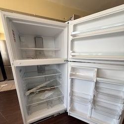 Whirlpool Whirlpool 33" Refrigerator - WRT311FZDW