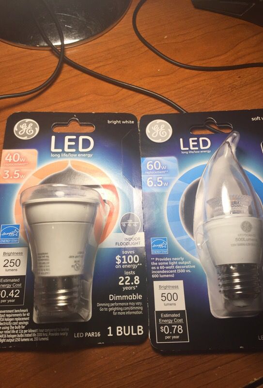 2 LED Bulb 40w and 60w
