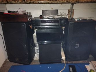 Sherwood audio/video receiver rd-7500 & Yamaha Speakers