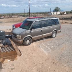 Vendo Chevy Astro 1998
