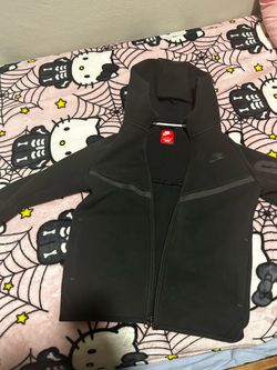 Nike tect little boys size Large