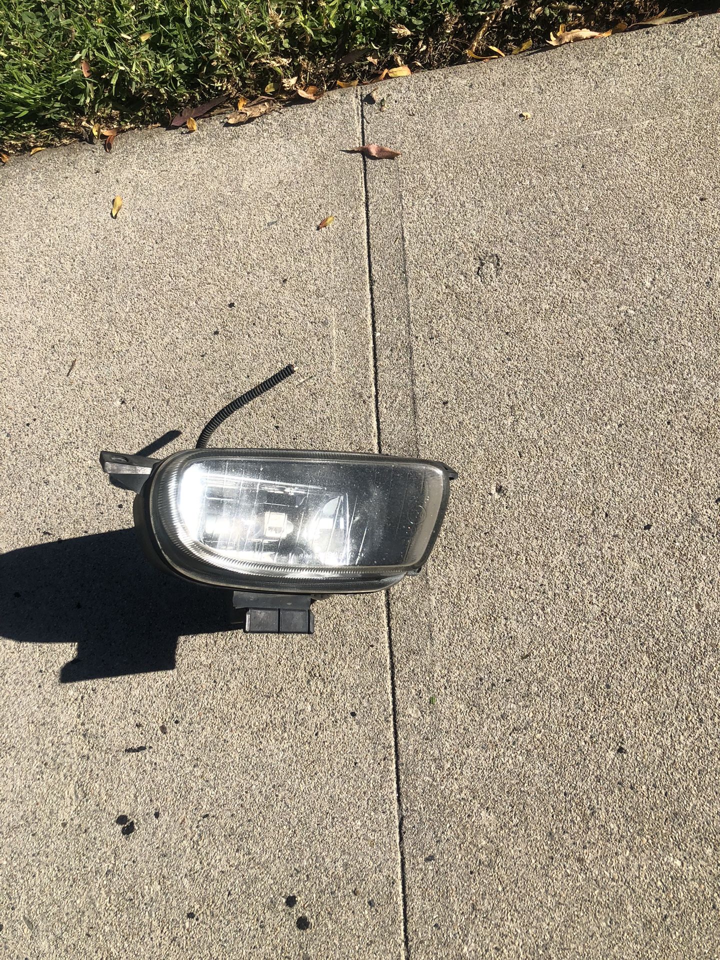 VW Eurovan OEM Fog light Passenger Side $50