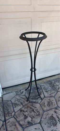 Plant stand