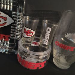 Show Your Chiefs Pride with this Exclusive BBFL Set!