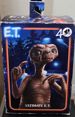 Neca E.T. Ultimate Action Figure