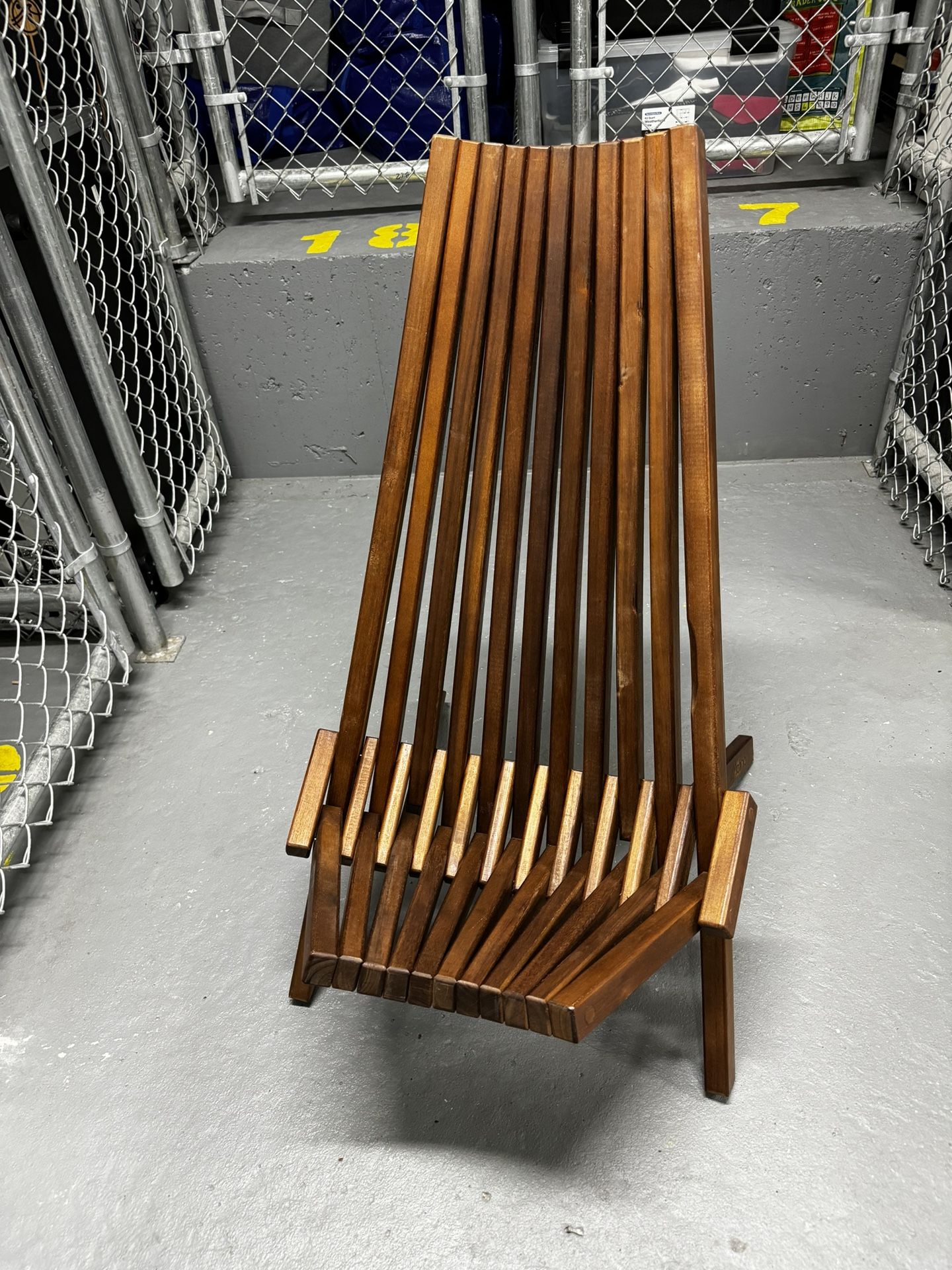 Melino Folding Lounge Chair – Solid Wood
