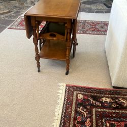 1960s Vintage Cart Bar Maple Colonial Early American Drop Leaf Bar Cart Tea Two Drawers, Very Working Condition Nice And Clean 