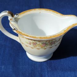 Vintage creamer from the Noritake "Hinode" china pattern made in Japan. 