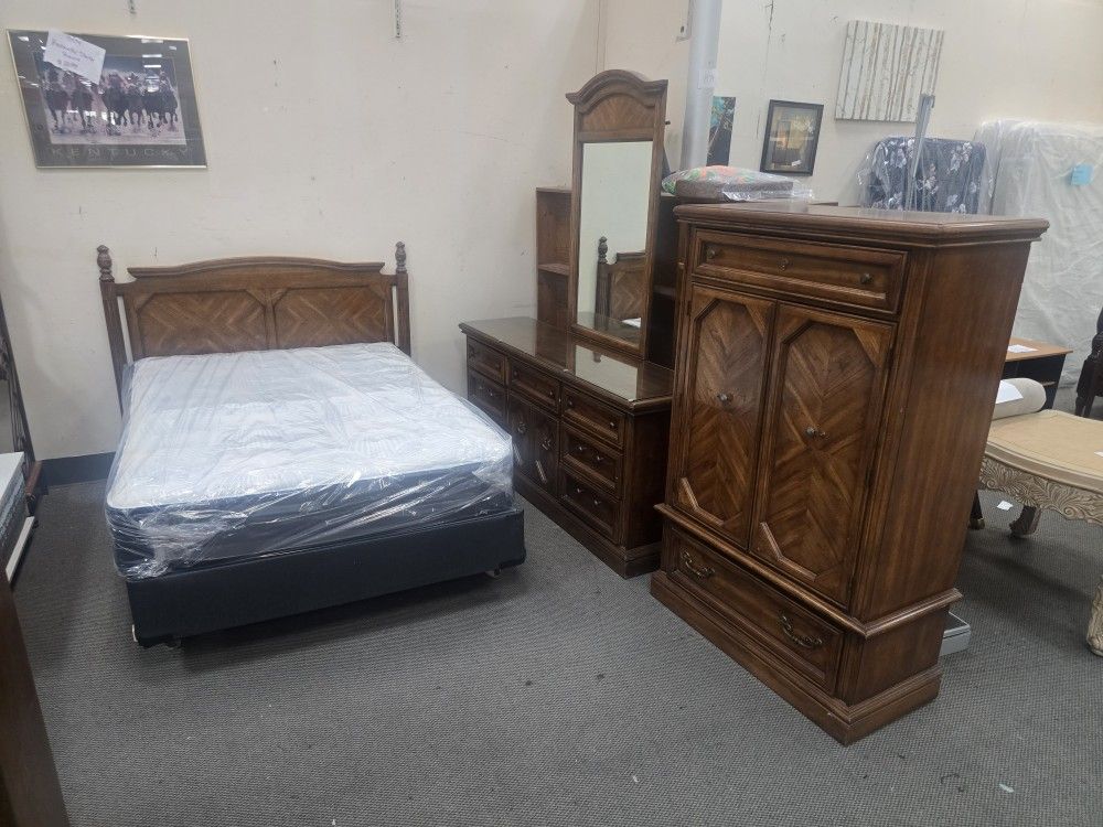 All WOOD FULL BEDROOM SET