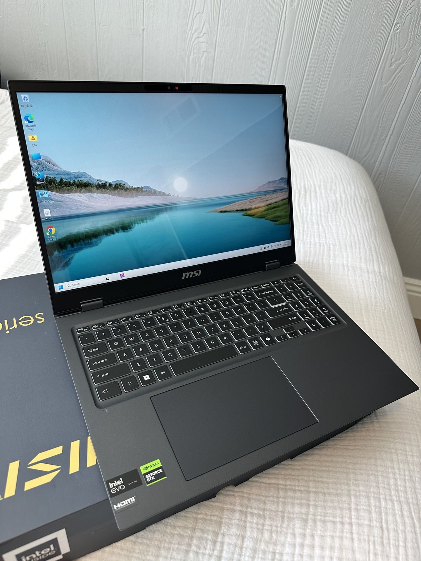 MSI Prestige 16 AI Studio – Intel Core Ultra 7 155H + RTX 4060 + 32GB RAM + 1TB SSD + 16” QHD+ + Ethernet + Win 11 Pro – Ultra-Thin & Powerful Laptop