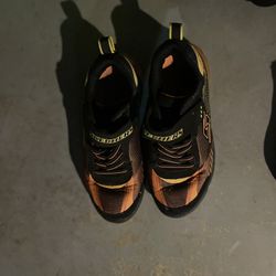 Sketchers Size 3 Boys 