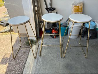 3 bancos para barra
