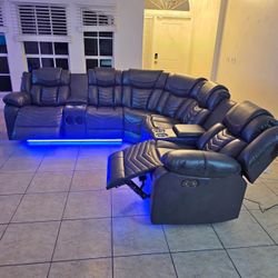 New Power Recliner Sectionals With L.E.D Lights✨ Finance Available With No Interest No Credit Needed 🔥