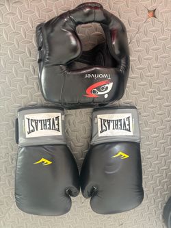 Everlast 16oz Boxing Gloves and Headgear Set