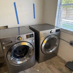 LG Energy Star High Efficiency Washer/Dryer Set