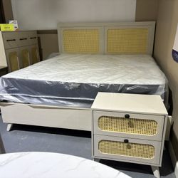 New King Size Bedroom Set