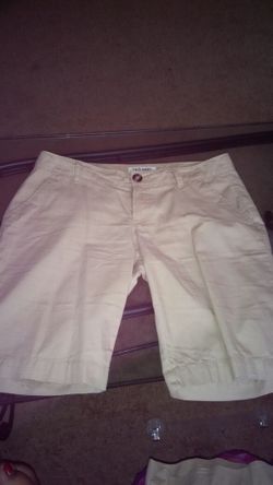Old navy short size 6
